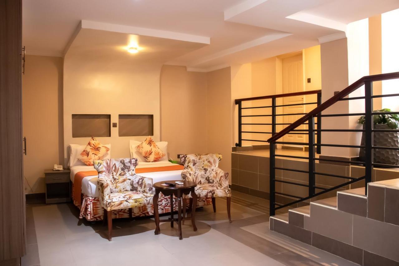 Hotel Waterbuck Накуру Екстериор снимка