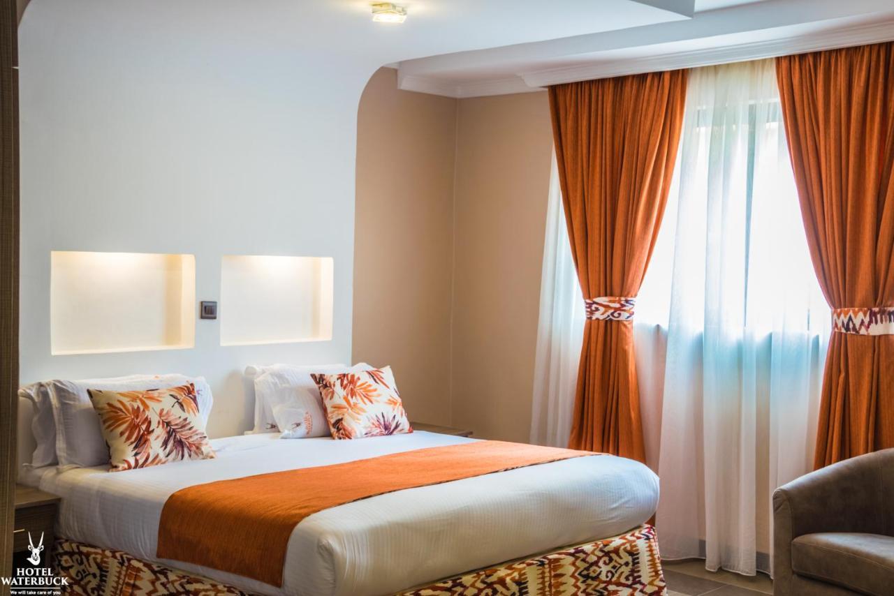 Hotel Waterbuck Накуру Екстериор снимка